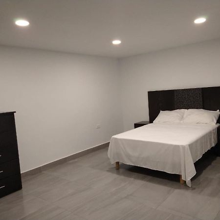 Апартаменти Casa M&J Cd. Juarez Екстер'єр фото